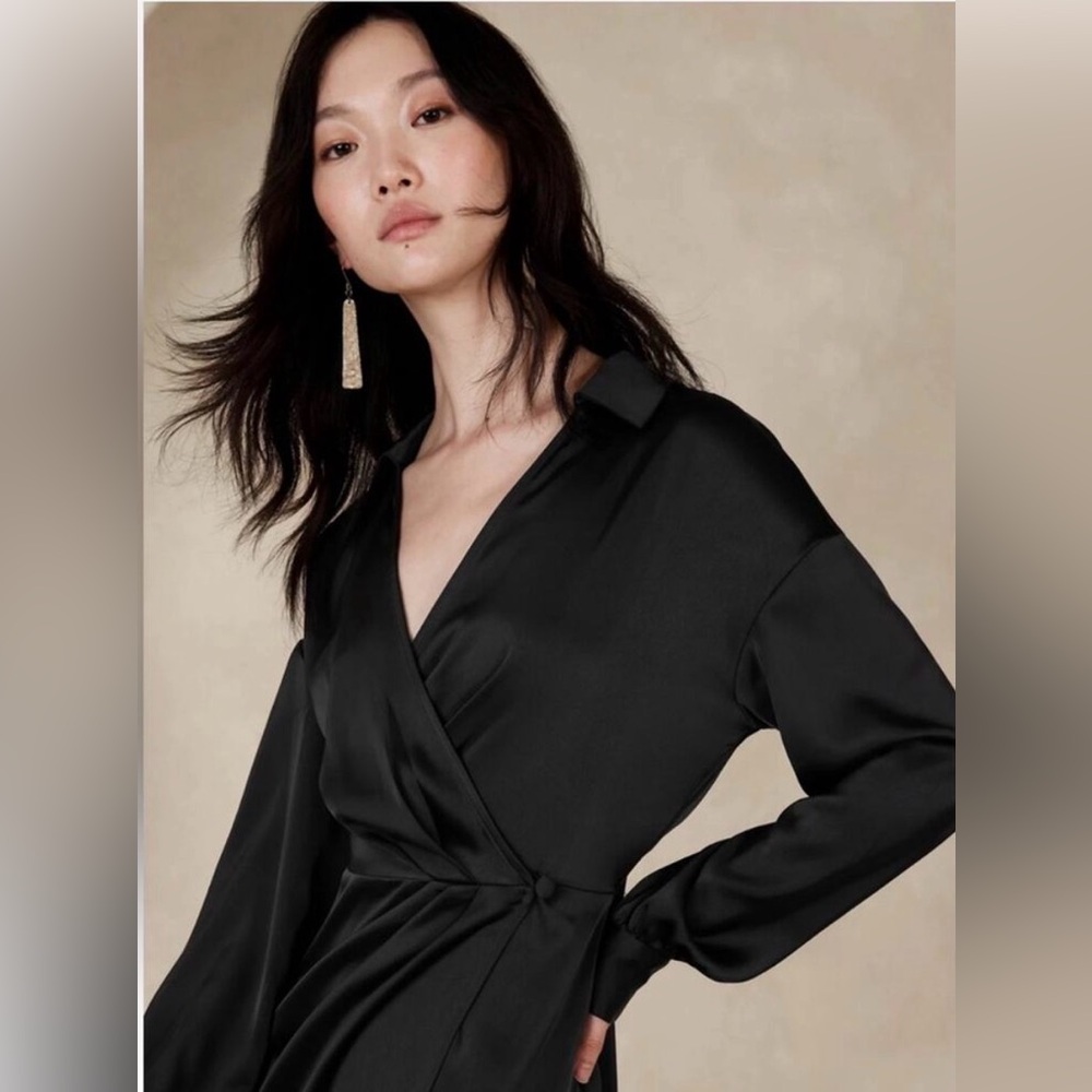 Banana Republic Black Satin Long Sleeve Dress NWT